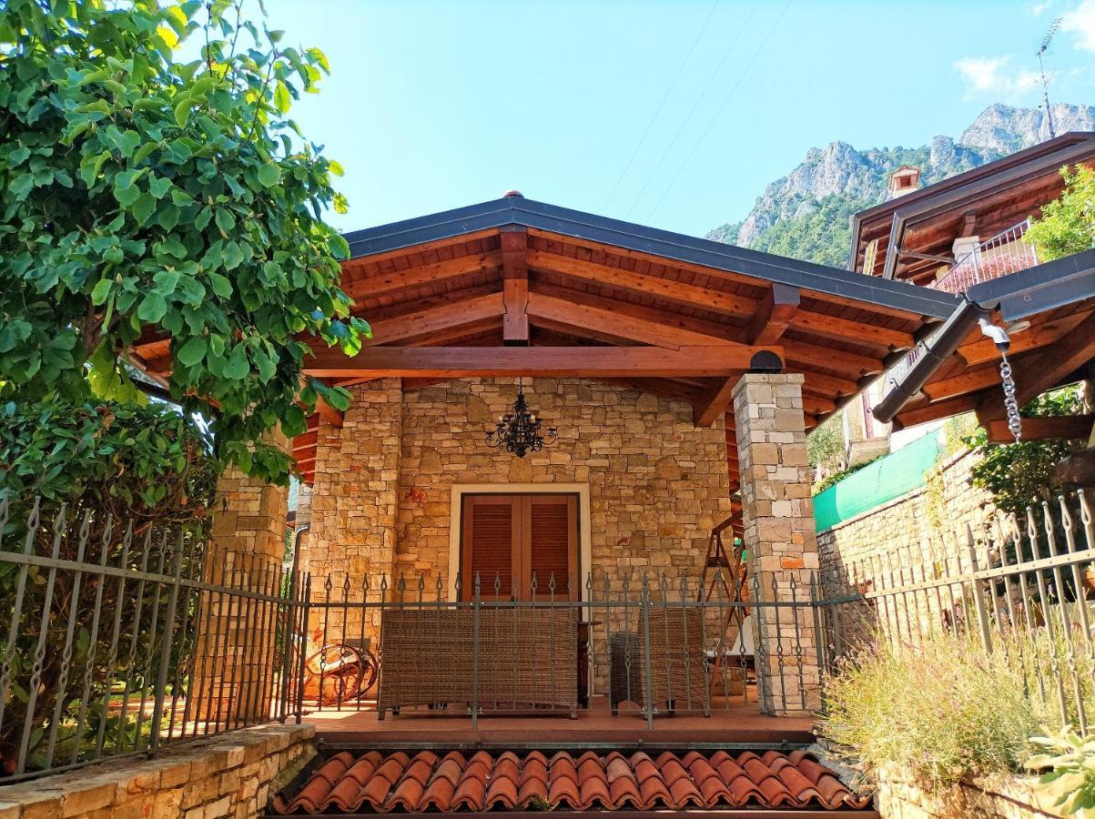 Villa Fior Di Loto Limone sul Garda Exterior photo