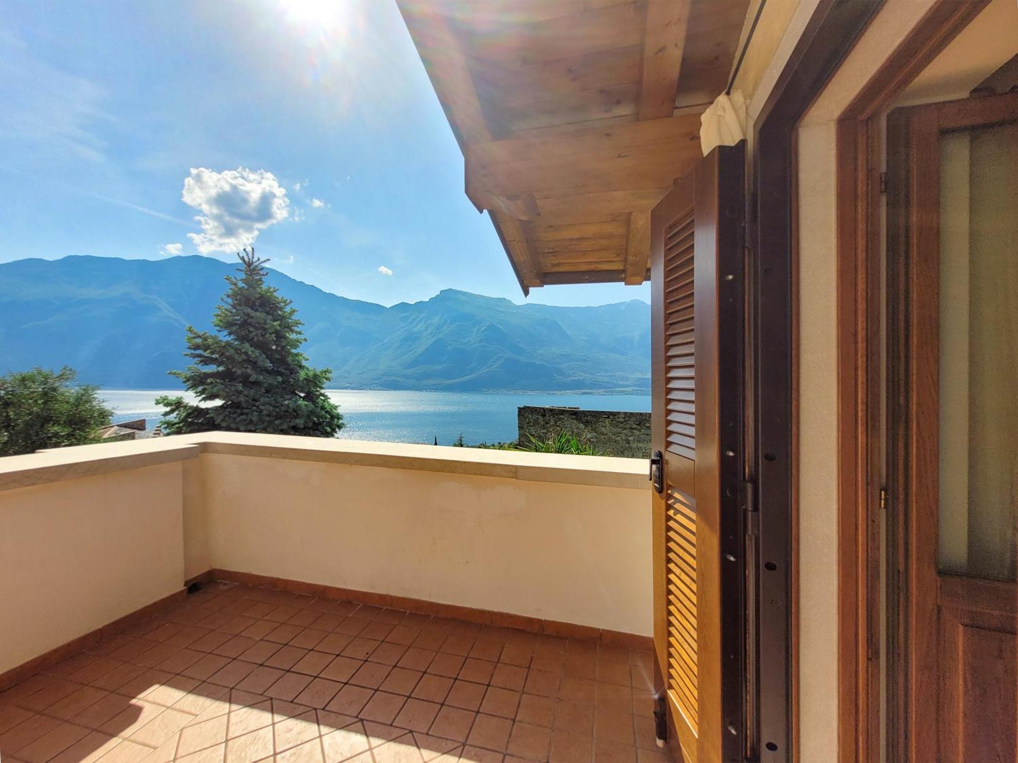 Villa Fior Di Loto Limone sul Garda Exterior photo